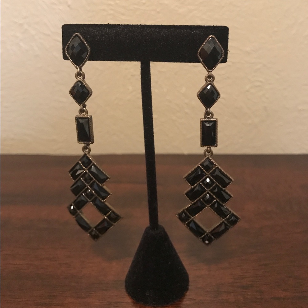 Fashion earrings.
