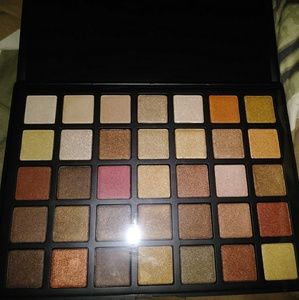 Beauty creations Bella palette