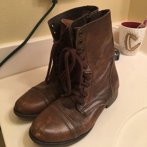 Steve Madden boots