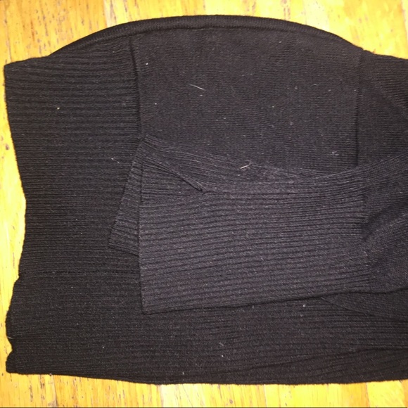 GUESS Sweater - Picture 3 of 4