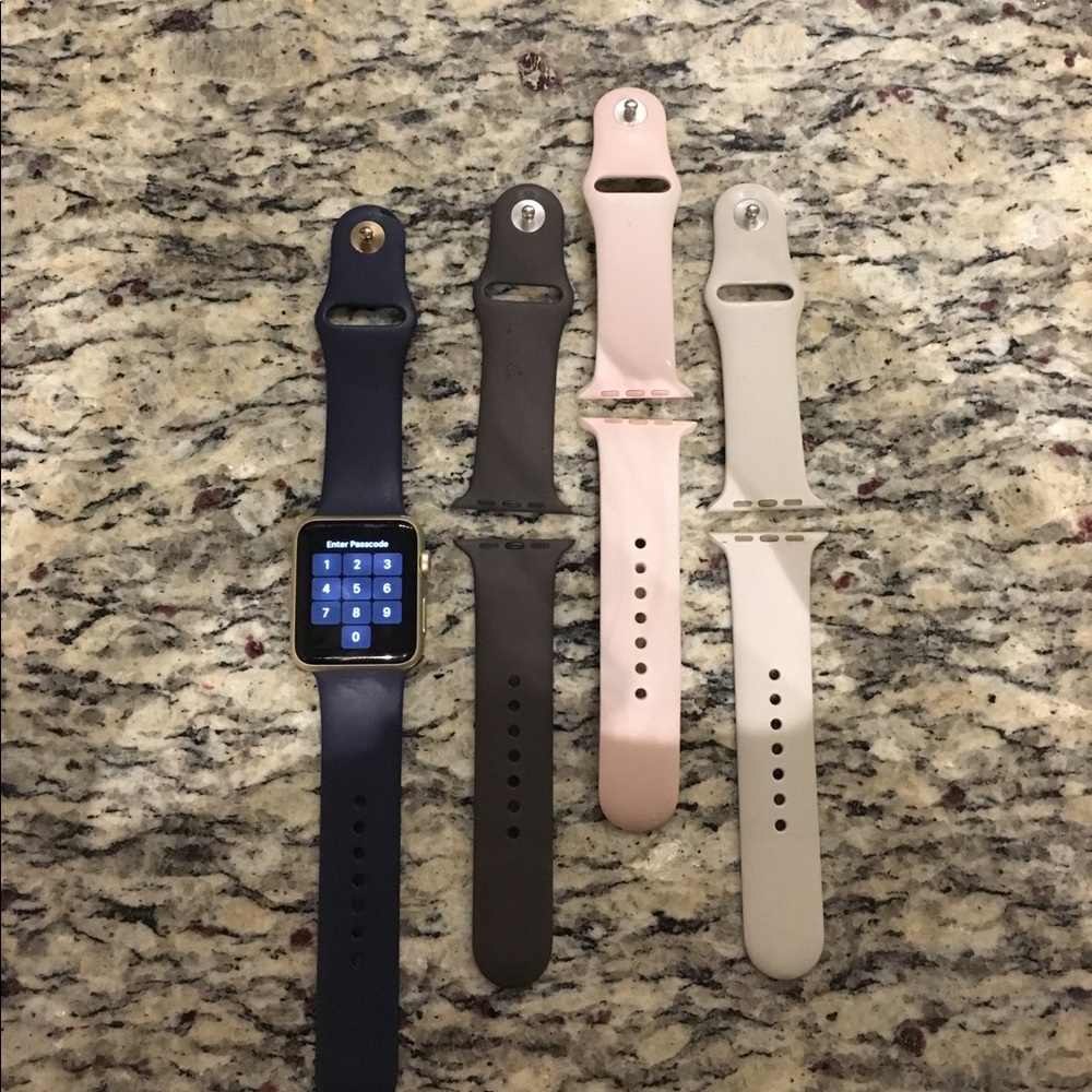 Apple Watch Series One 42mm ( GOLD)