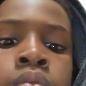 Meet your Posher, Larone