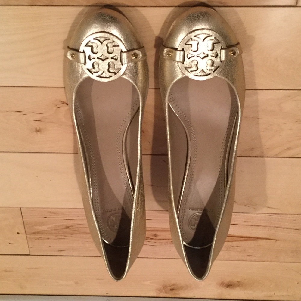 Like new Tory Burch! ✔️