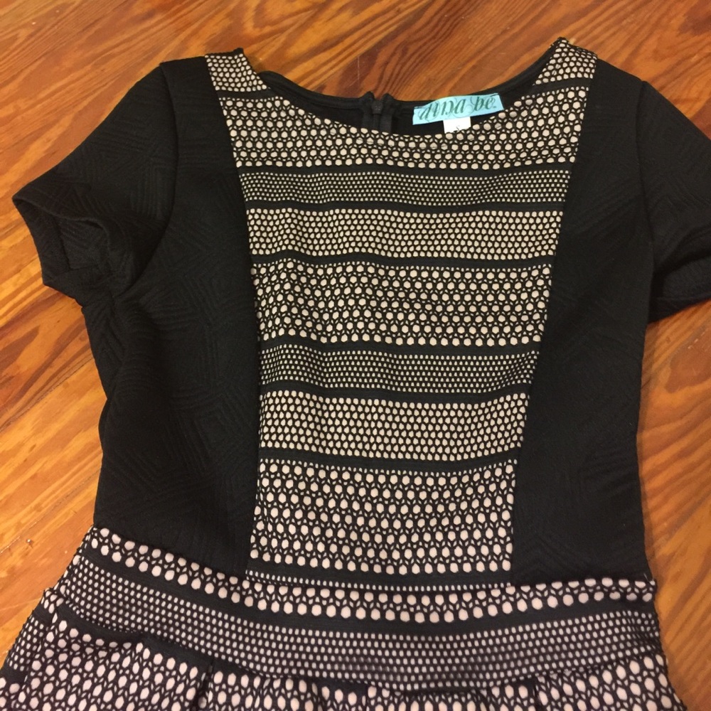 Francesca's Collection Dress - Picture 2 of 3