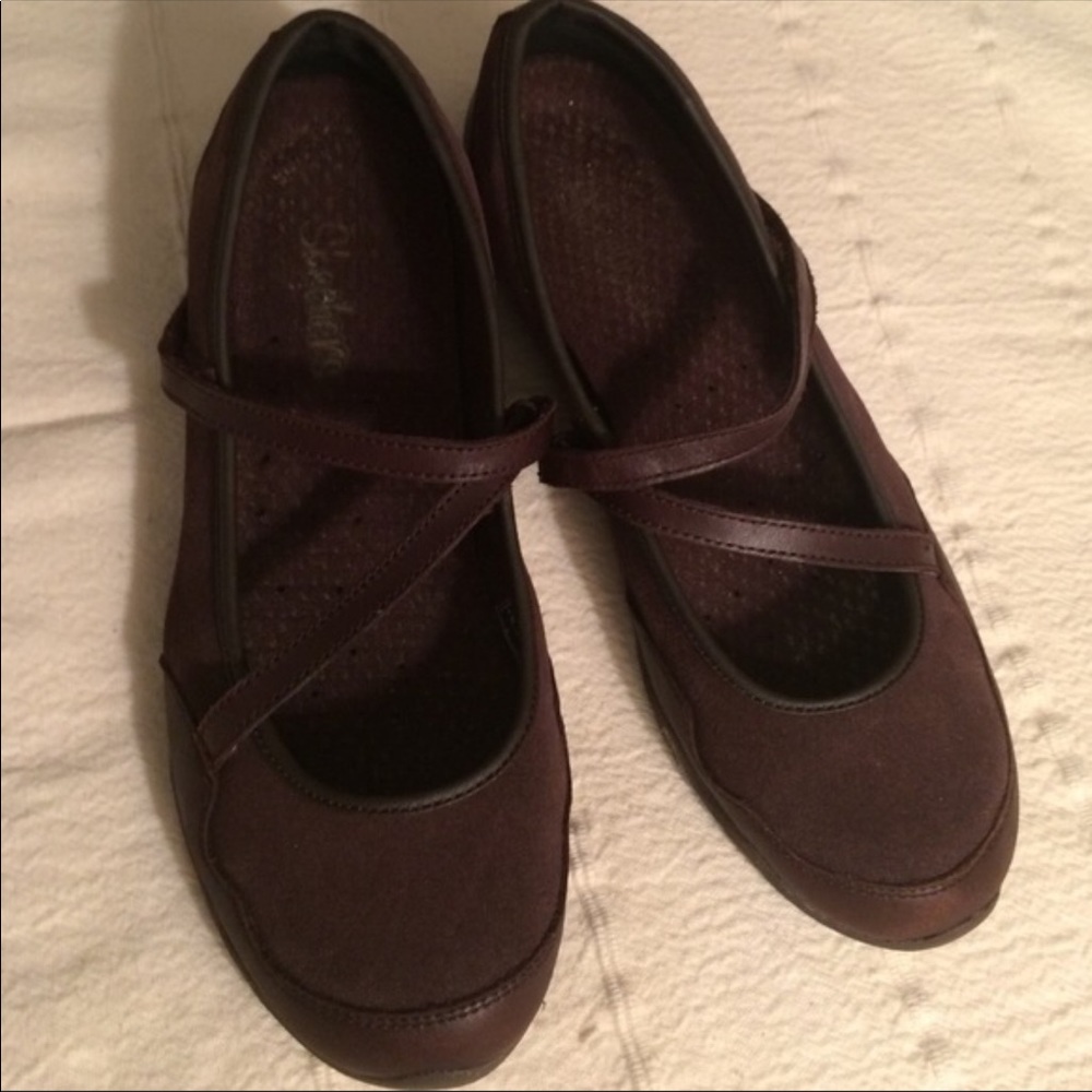 Skechers flats