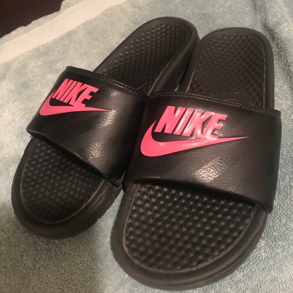 Nike slip ons