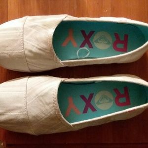 Roxy slip ons