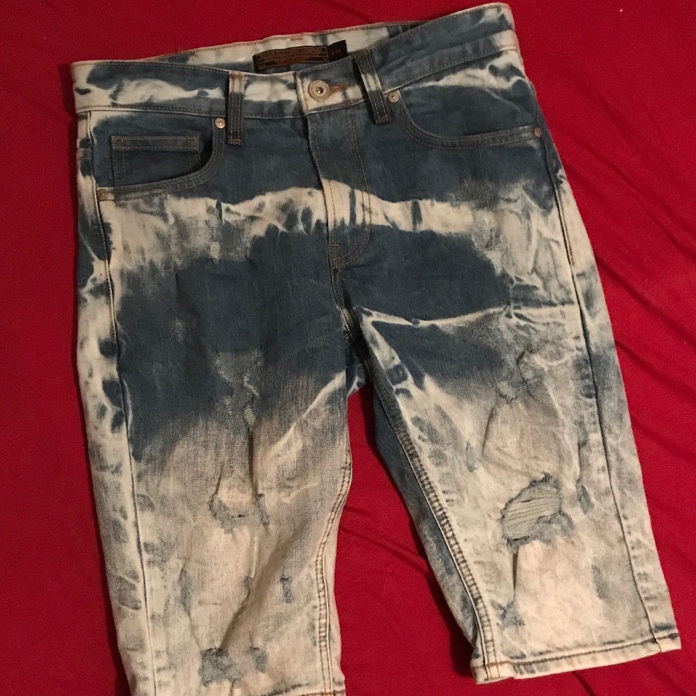 Skinny fit blue jeans