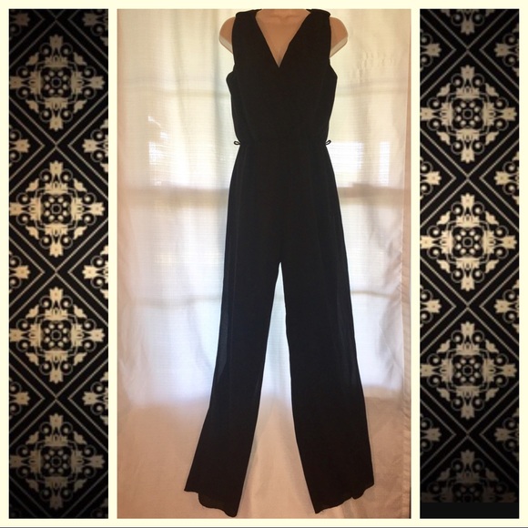 Dresses & Skirts - 🎩Dressy jumpsuit🎩