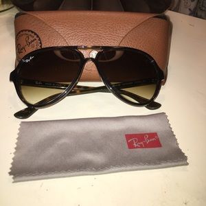 Ray-Ban Cats 5000