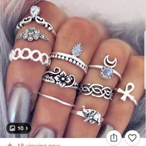 Meet your Posher, Ash leigh