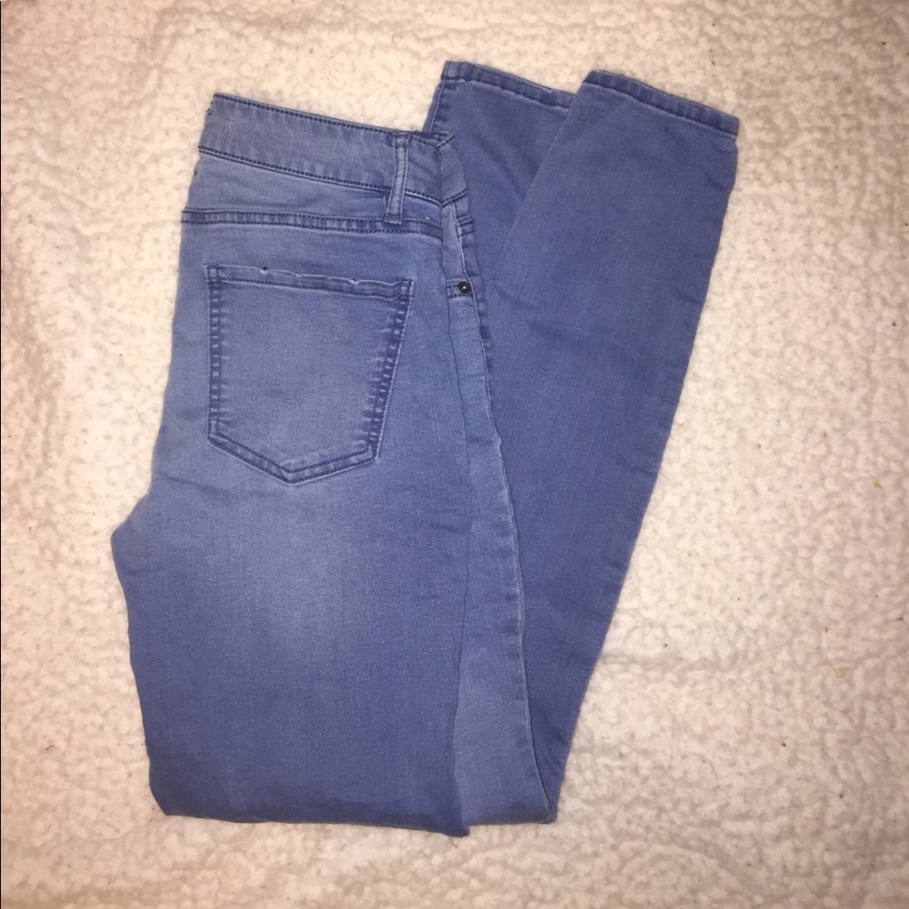 Medium wash jeans!!!