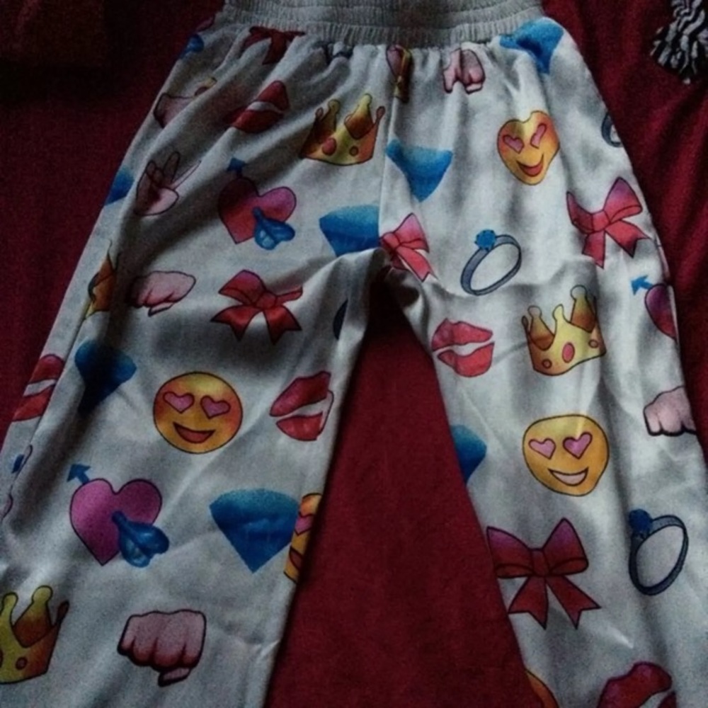 Emoji pants