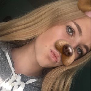 Meet your Posher, Abby