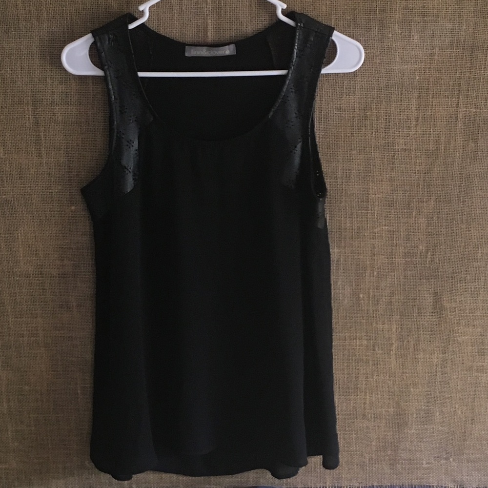 Sleeveless Leather Detailing Top