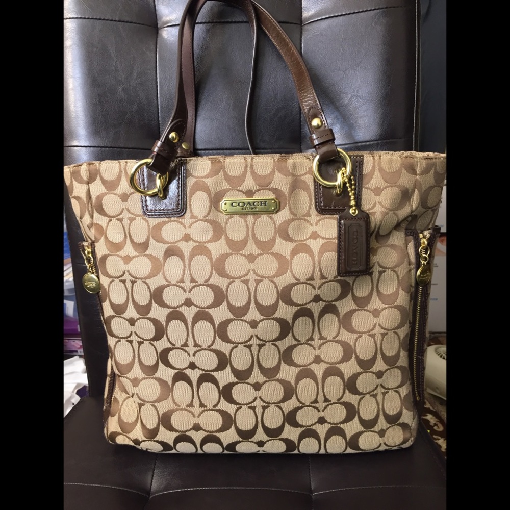 Coach handbag
