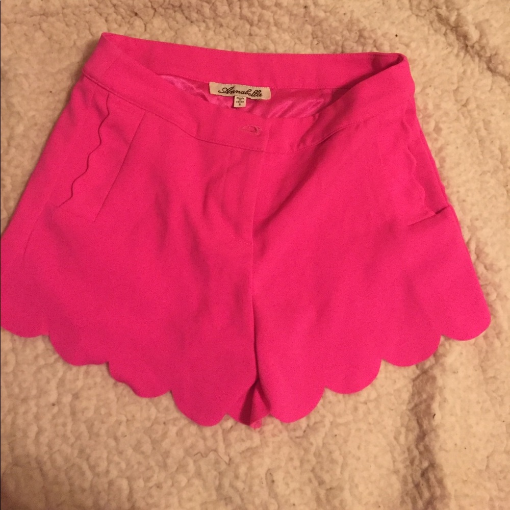 Bright pink scalloped shorts!!