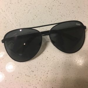 QUAY AUSTRALIA VIVIENNE BLACK