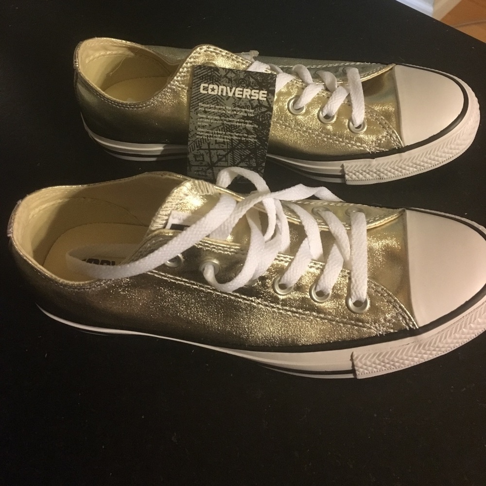 Brand new with box 📦 gold converse
