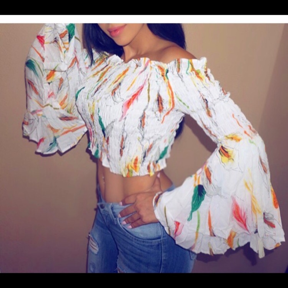 Big sleeve crop top