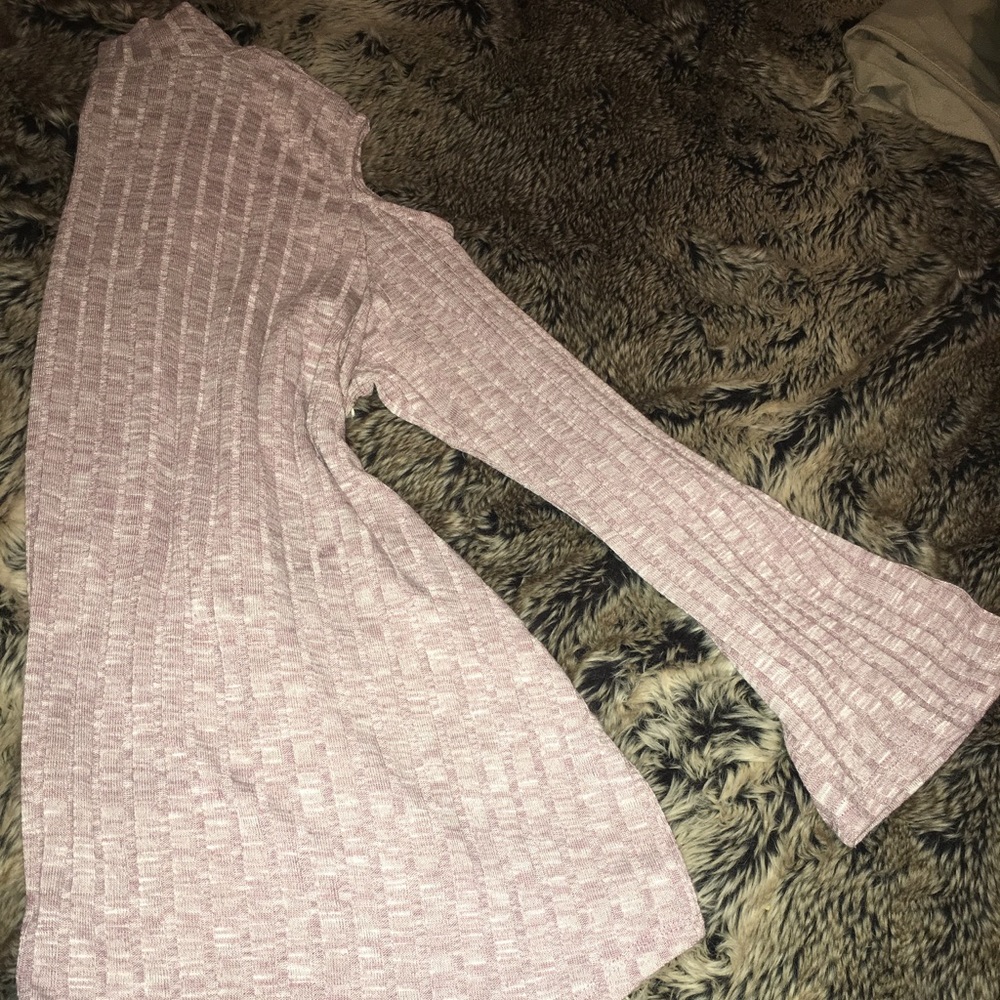 TRENDY COLD SHOULDER TOP