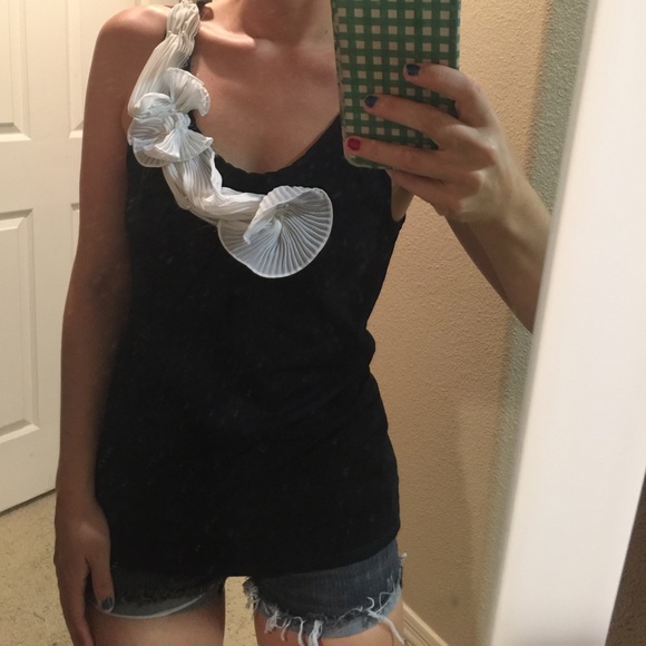 {Banana Republic} tank top - Picture 3 of 3