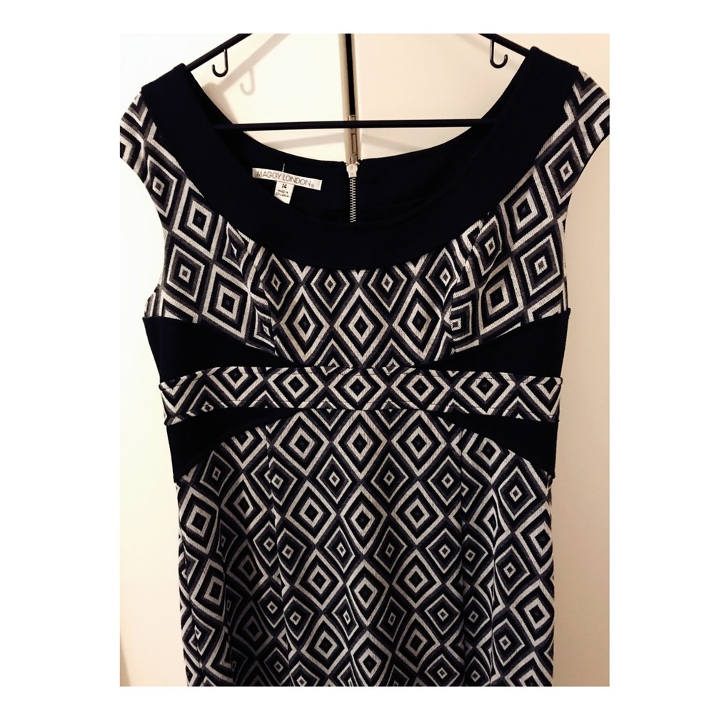 Maggy London geometric print sheath dress