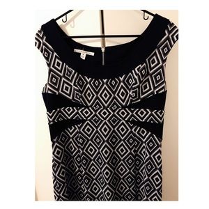 Maggy London geometric print sheath dress