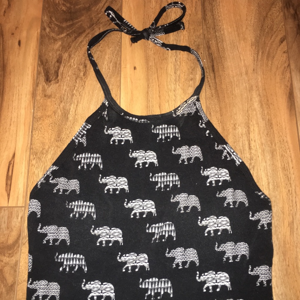 ELEPHANT CROPTOP