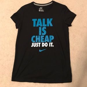Short sleeve Nike shirt.