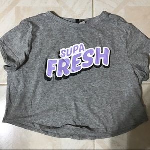 GRAPHIC TEE H&M CROP TOP SIZE L SUPA FRESH