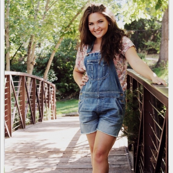 American Eagle Outfitters Pants - American Eagle Overall Shorts