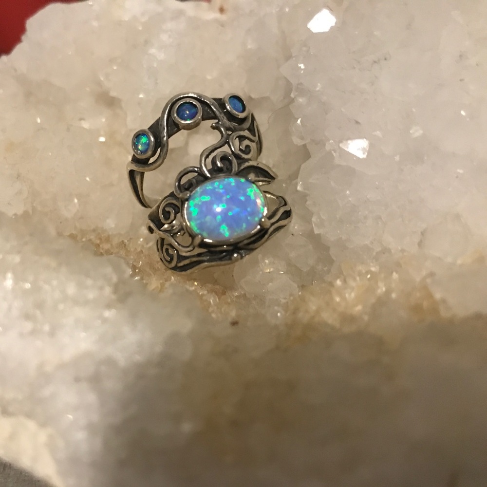 Opal ring