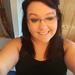 Meet your Posher, Cierra