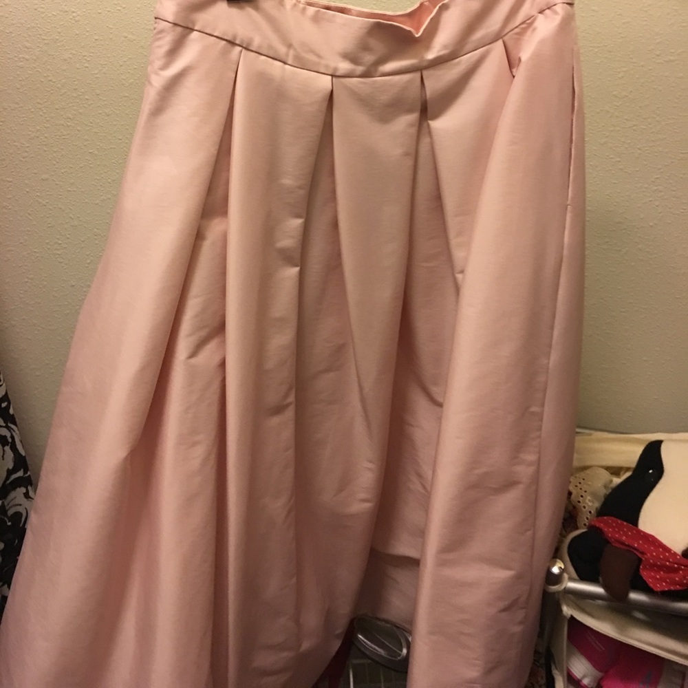 WHBM light pink pleated midi skirt