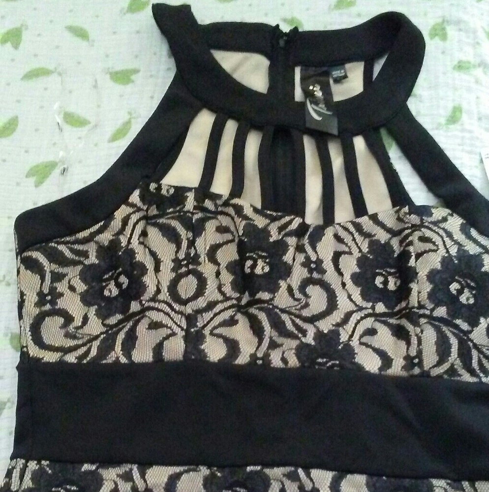 New Mini Dress - Picture 2 of 2