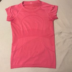 Lululemon shirt sleeve shirt