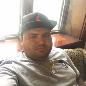 Meet your Posher, Jonathan