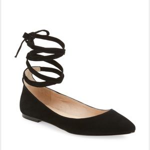 New! 🎉 Vince Camuto Bevian flat black size 8