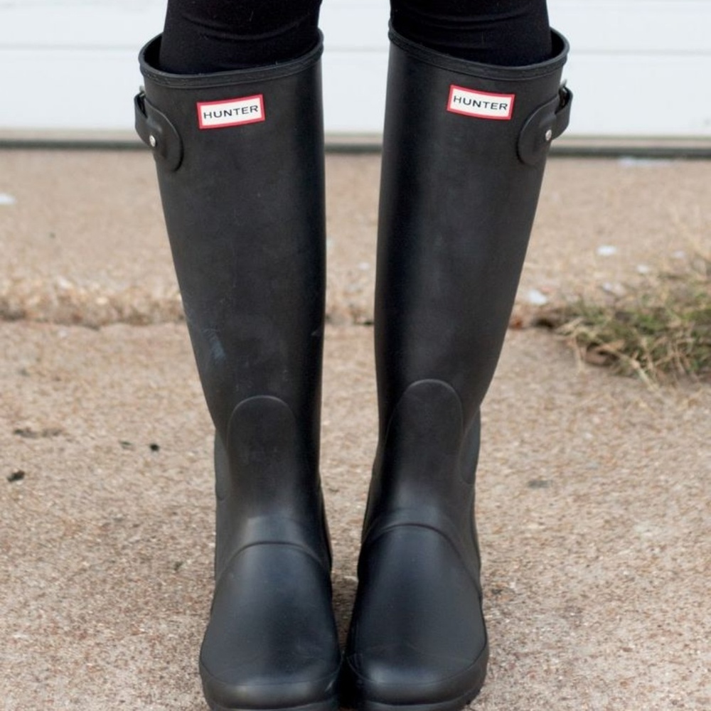 Hunter rain boots  tall