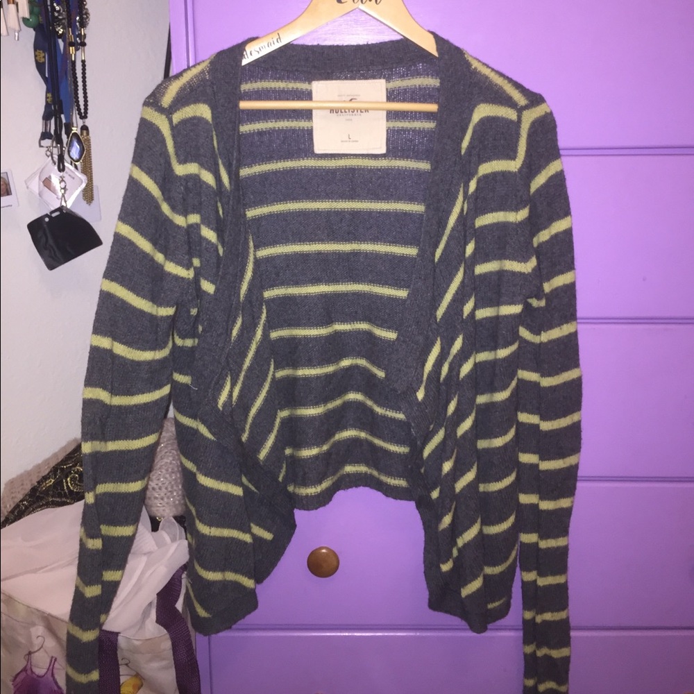 Hollister Cardigan!