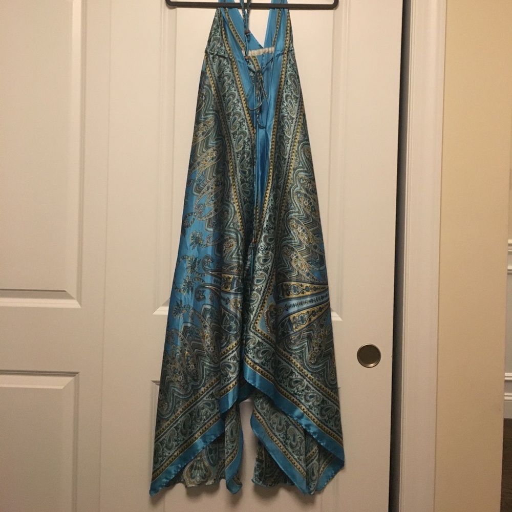 Dress - Picture 3 of 4