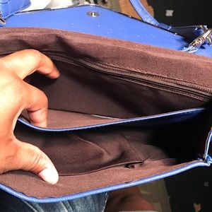 Blue clutch oversized bag (inside)