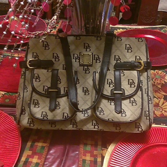 Dooney & Bourke Double Pocket Tote - Picture 1 of 4