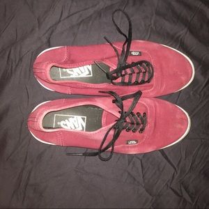 8.5 maroon Vans