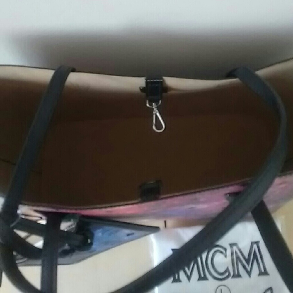 MCM Medium Tote Bag & pouch, galaxy Multicolor - Picture 5 of 7