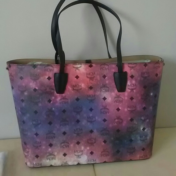 MCM Medium Tote Bag & pouch, galaxy Multicolor - Picture 4 of 7