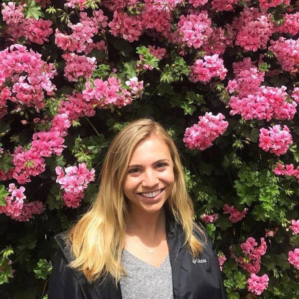 Meet your Posher, Claire