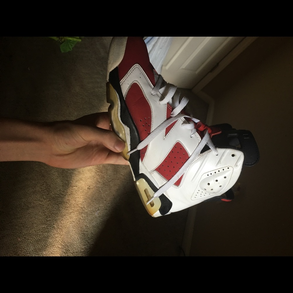Retro 6 carmine 2013