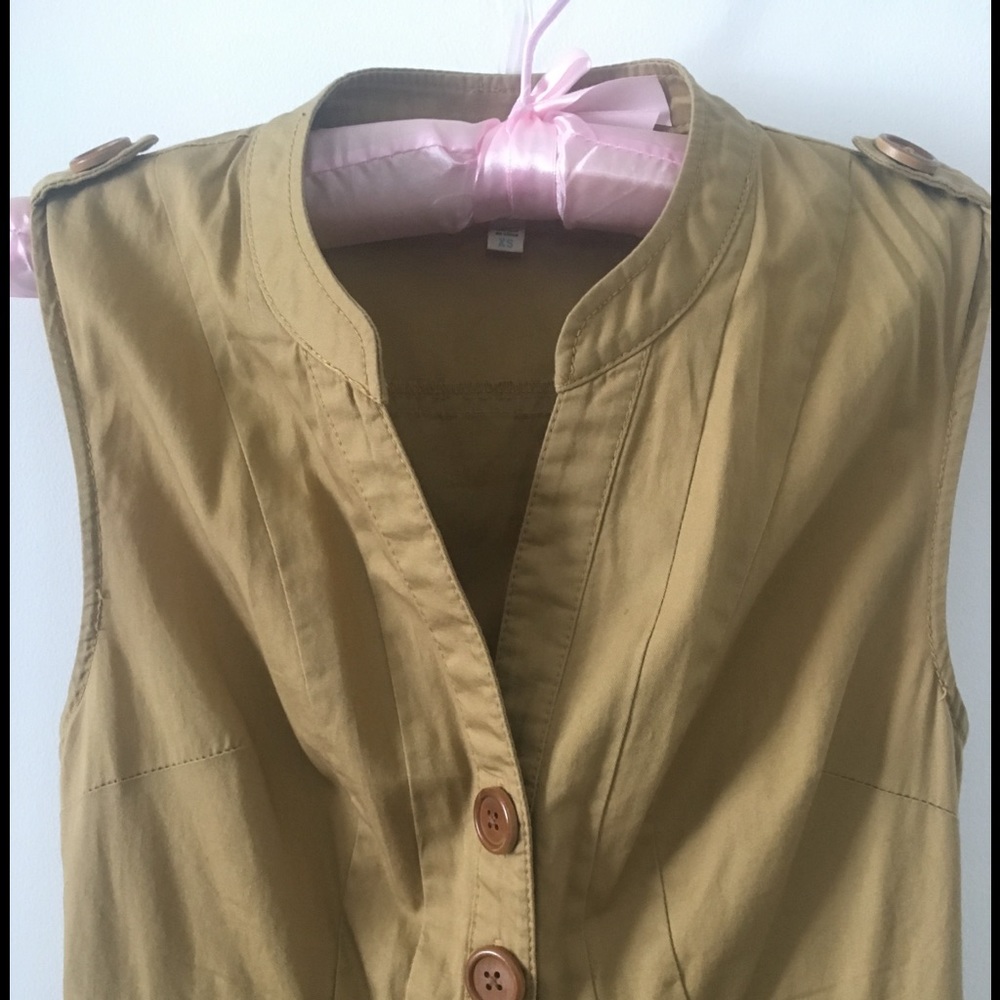 Dress - Picture 2 of 3